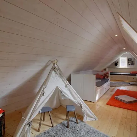 Superbe 8/16 Personnes, Saint Lary *