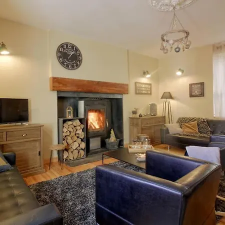 Superbe 8/16 Personnes, Saint Lary Hébergement de vacances Vielle-Aure