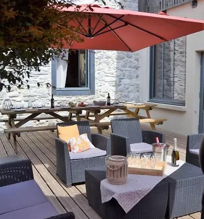 Hébergement de vacances Superbe 8/16 Personnes, Saint Lary