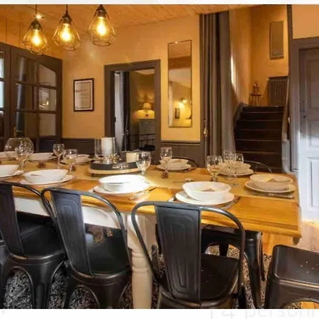 Hébergement de vacances Superbe 8/16 Personnes, Saint Lary *